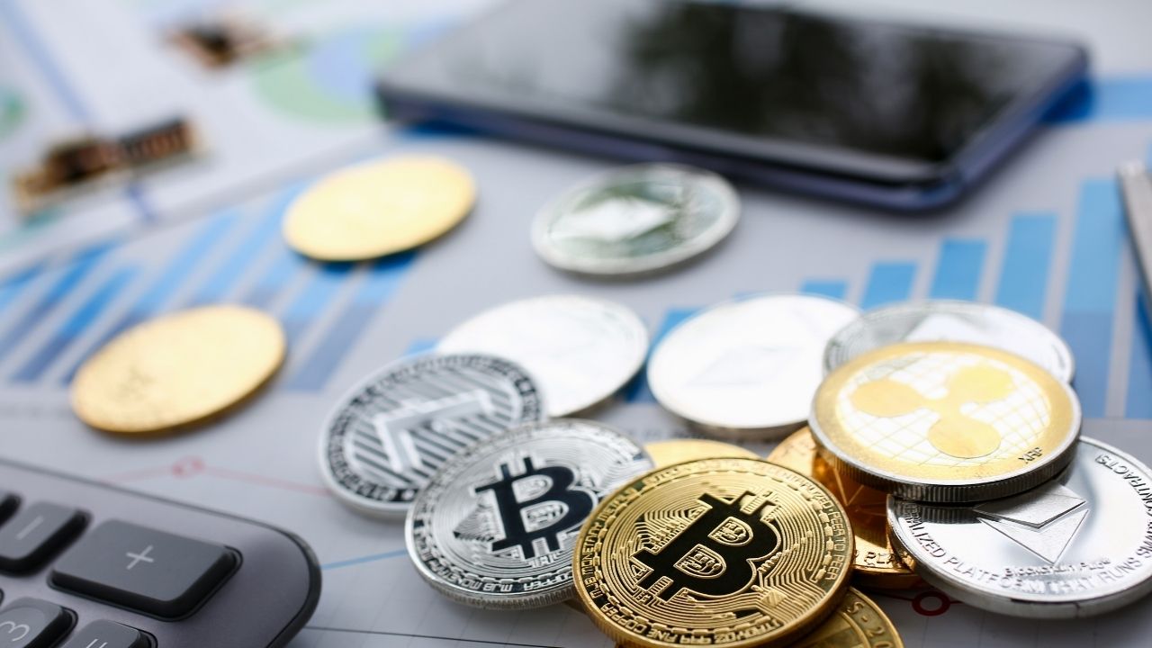 The Impact of Canadian Dollar Strength on the XRP Prices